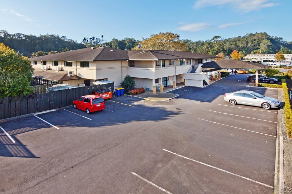 Albany Oak Motel Auckland Exterior photo